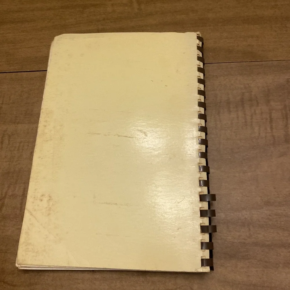 VTG Saint James Episcopal Church Regional Cookbook Vicar’s Vittles Mansfield PA